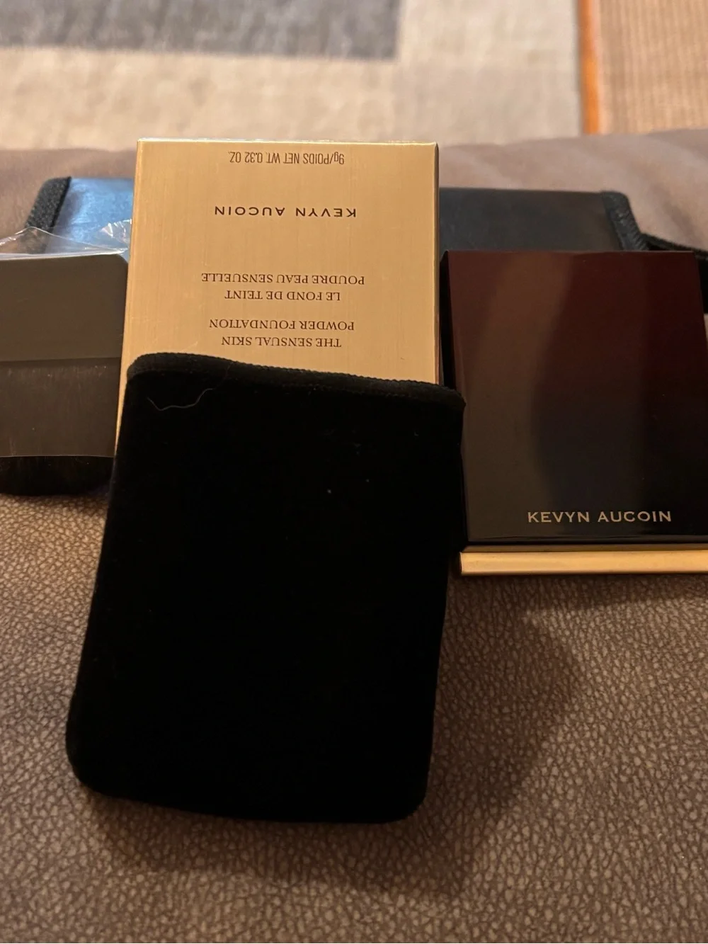 Kevyn Aucoin Sensual Skin Powder Foundation - Deep. PF 12